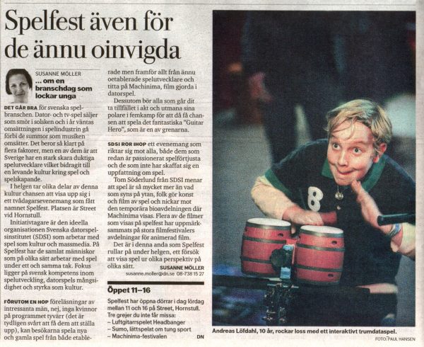 Susanne Möller at DN wrote about Sumo when they exhibited at Spelfest in 2006